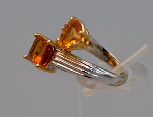 14K white gold ring with two Citrines