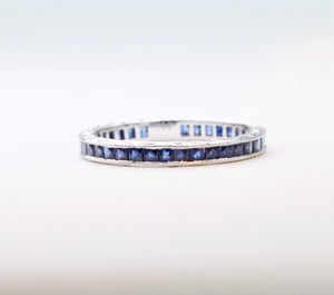 18K white gold Sapphire band with French-cut Blue Sapphires all around
