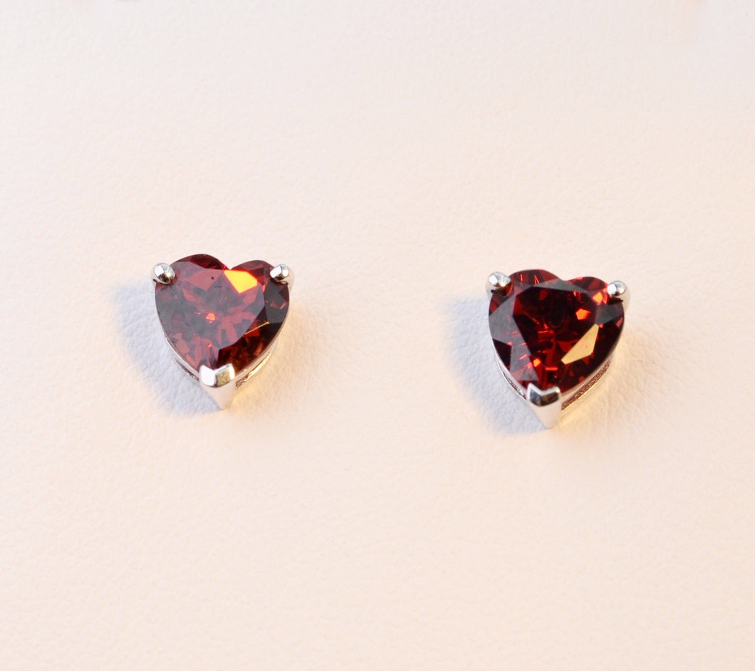 14K white gold, heart-shaped Garnet earrings
